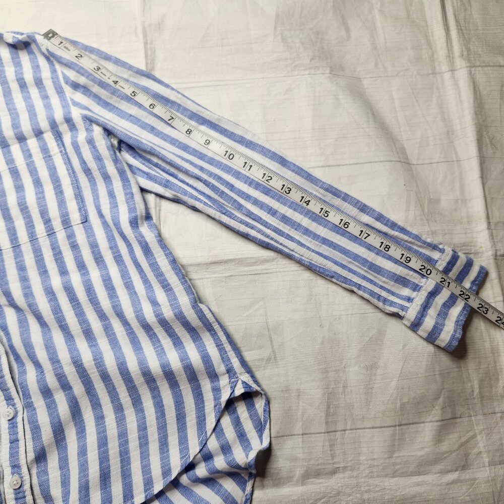 H&M Blue and White Striped Button Down Shirt - Picture 10 of 13
